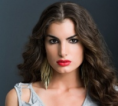 Mulher Morena - olhos Castanhos